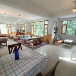 Hotel Mountain Majesty! Top-Rated Luxury Stay Amid Snowcapped Mountains With Balcony And Riverside Calm